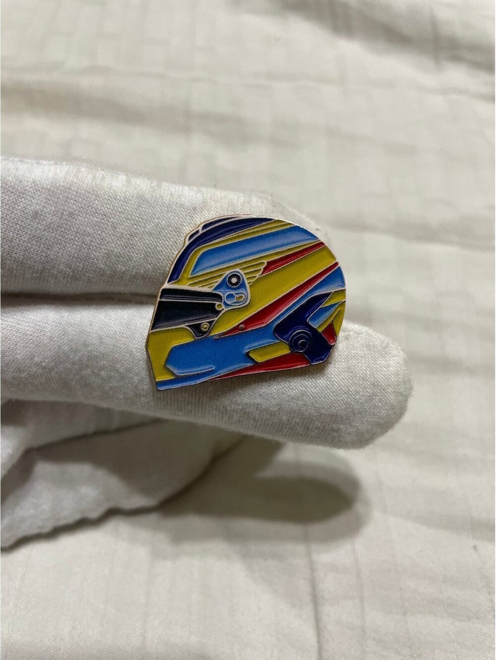 Fernando Alonso 2023 race helmet enamel pin brooch anime cartoon f1 formula1